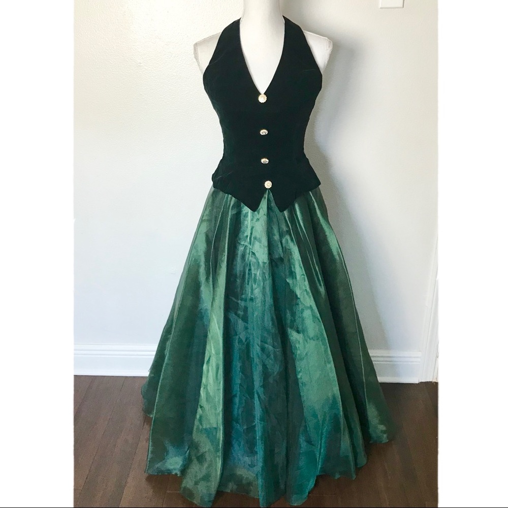 Dave and Johnny green vintage formal dress 3